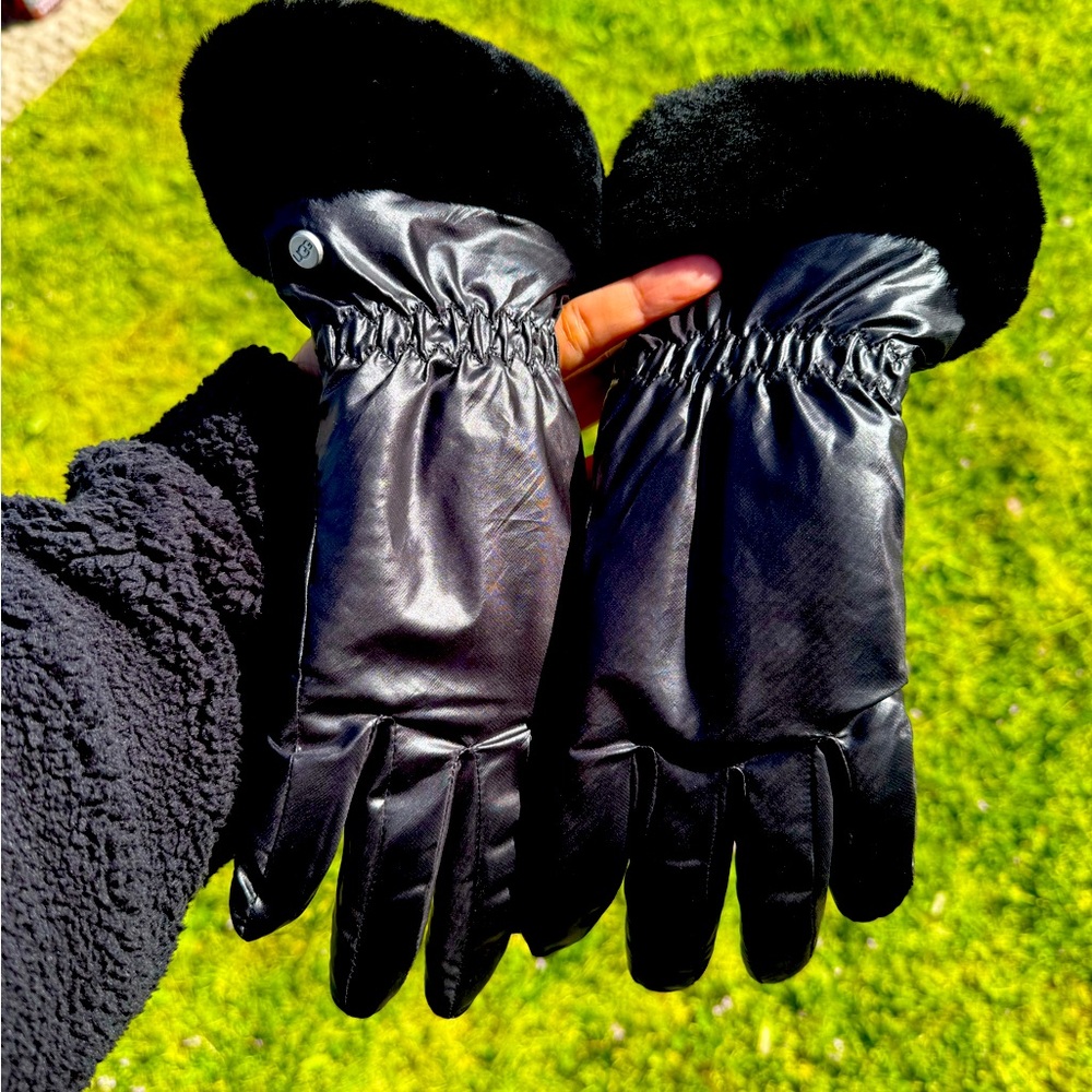 Black Leather Winter Gloves